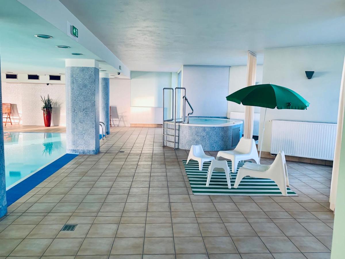 City View Wellness Apartment Swim&Steam&Relax Kraków Exteriör bild